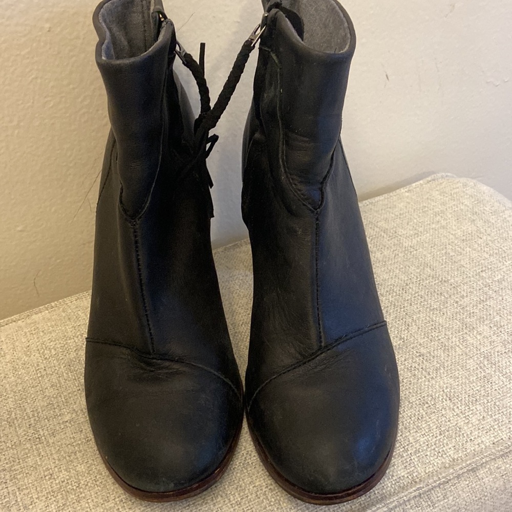 Black Tom’s Bootie Heels - Picture 2 of 5